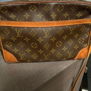 Louis Vuitton Trocadero authentic